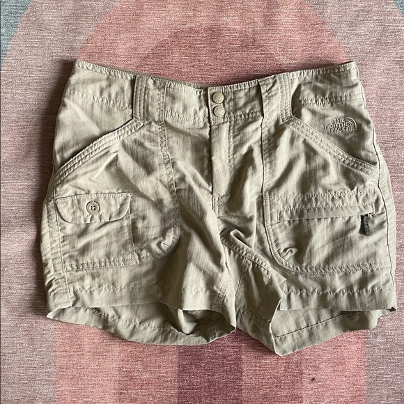 The North Face TNF Paramount Porter Trail Women's Khaki Shorts - Picture 6 of 11